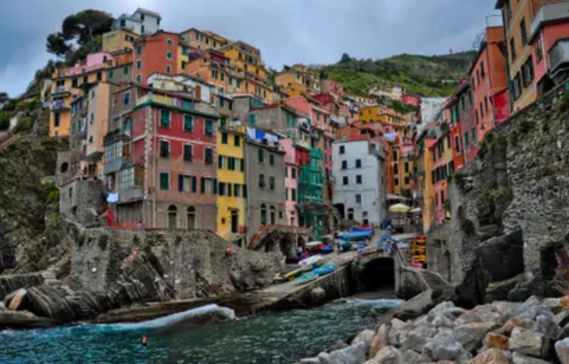 Colombo 181 Hotel Riomaggiore Exterior photo